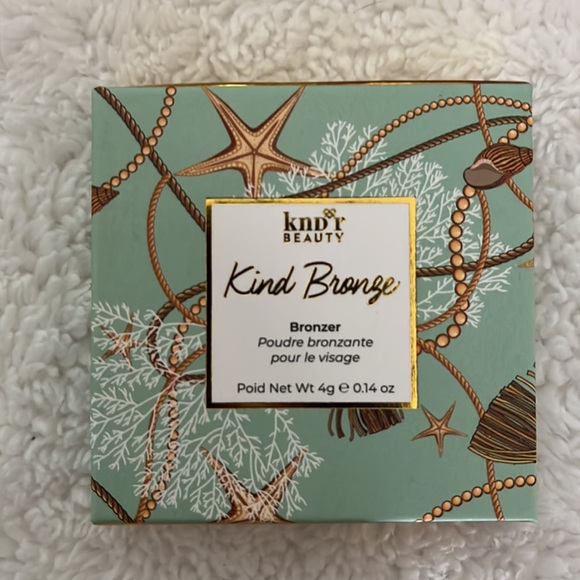 Face Makeup Bundle - Picture 9 of 14